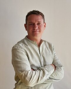 Ricci Elia